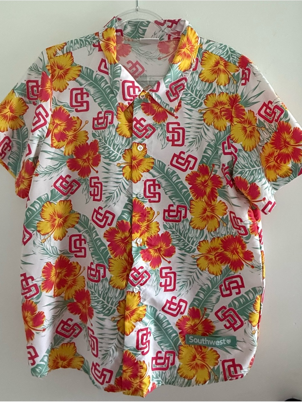 San Diego Padres Southwest Airlines Hawaiian Shirt Men’s M BDA Sports MLB